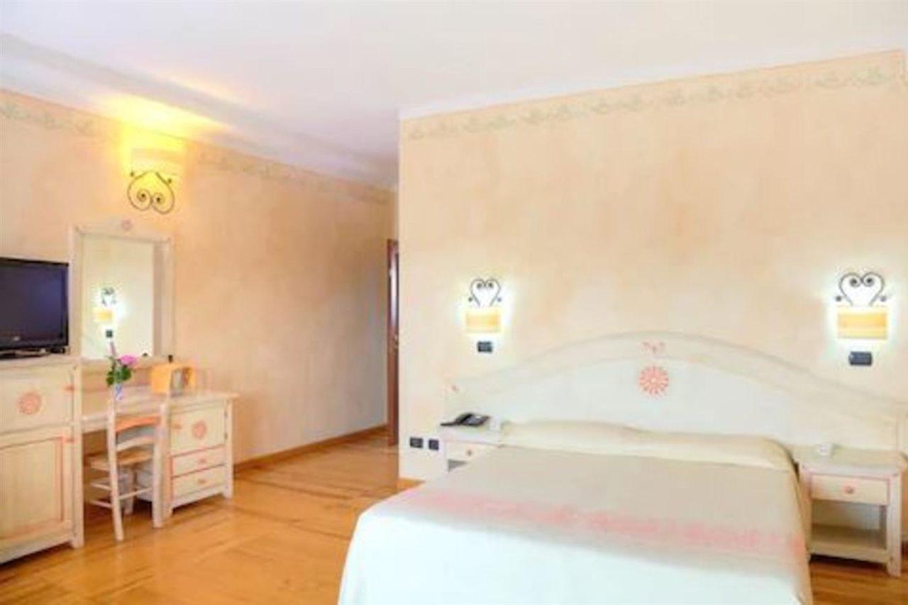 Hotel Sa Muvara Aritzo Esterno foto